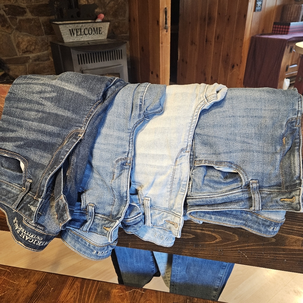 4 pairs womens American eagle skinny jeans